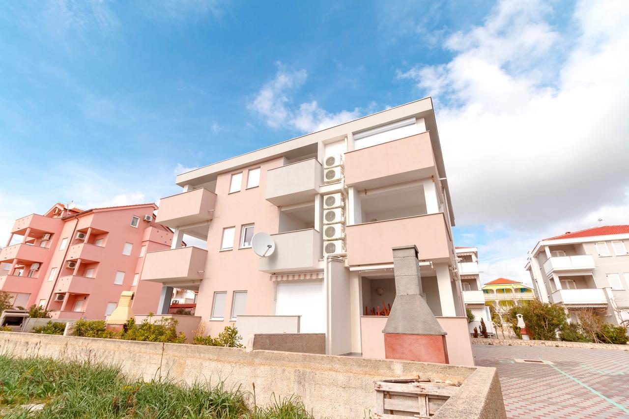 Apartment Dream Новалья Экстерьер фото